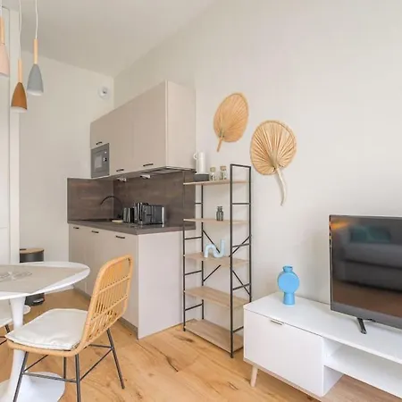 Appartement T2 Neuf, Climatise Proche Lyon